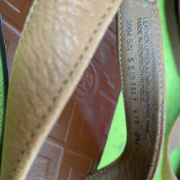 Tory Burch Classic Flip Flops/ Sandals - Picture 4 of 5